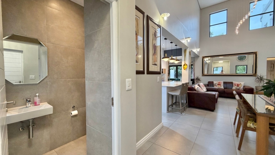 4 Bedroom Property for Sale in Croydon Gardens Estate Western Cape